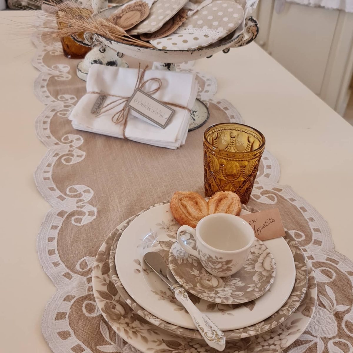 Дорожка для стола VILLA MADAMA A31018 — изображение 2