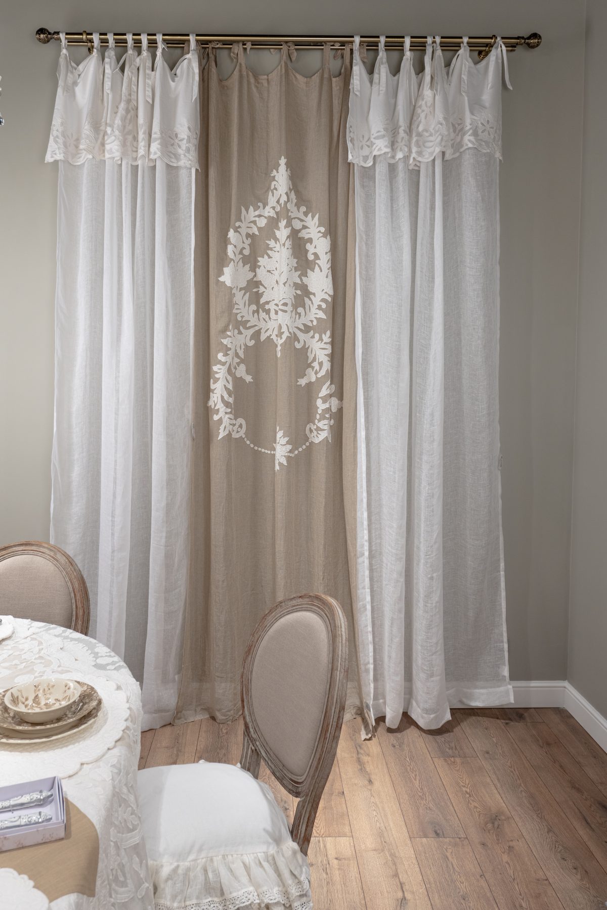 Штора с ламбрекеном MARIEGOLD A29300 — изображение 2