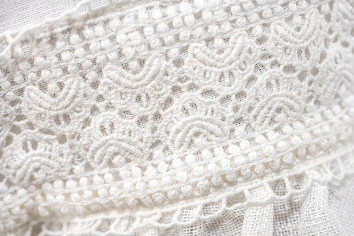 Скатерть с кружевной оборкой TIEPOLO A3567899BI — изображение 7